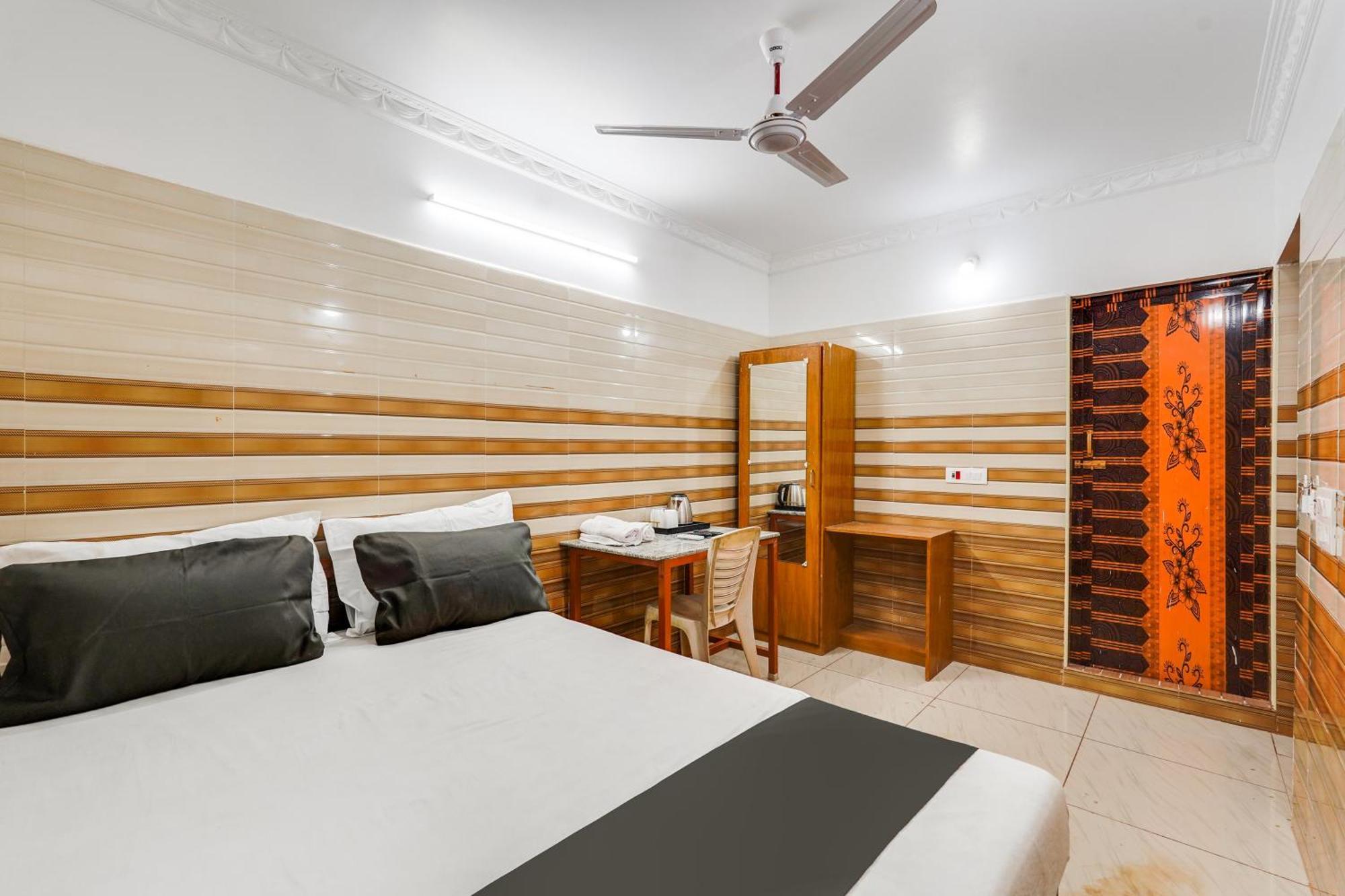 Super Hotel O Sharmila Guest House Kottakuppam ภายนอก รูปภาพ