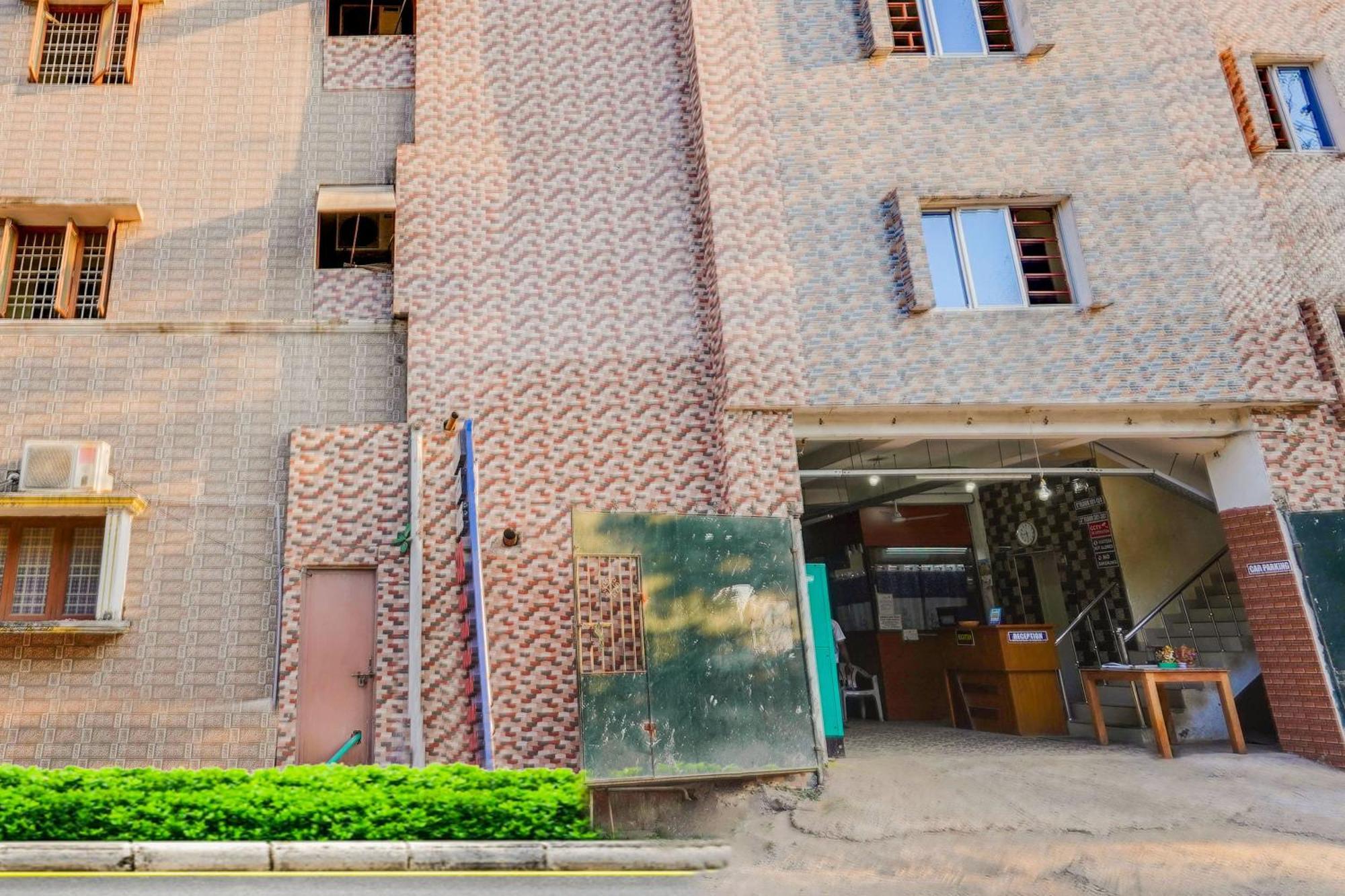 Super Hotel O Sharmila Guest House Kottakuppam ภายนอก รูปภาพ